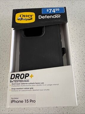 OtterBox Defender Series Case for iPhone 15 Pro - Black